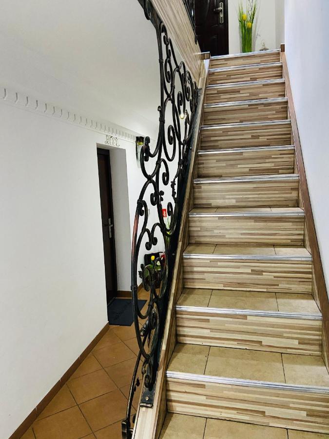 Apartament Na Starowce III Pszczyna Bagian luar foto