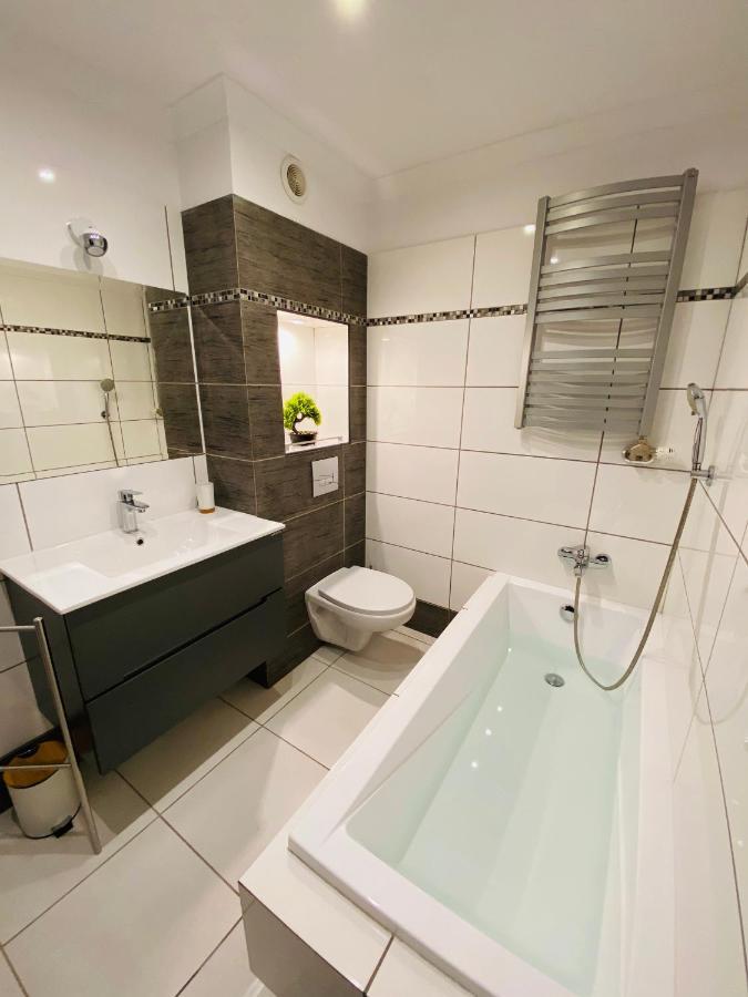 Apartament Na Starowce III Pszczyna Bagian luar foto